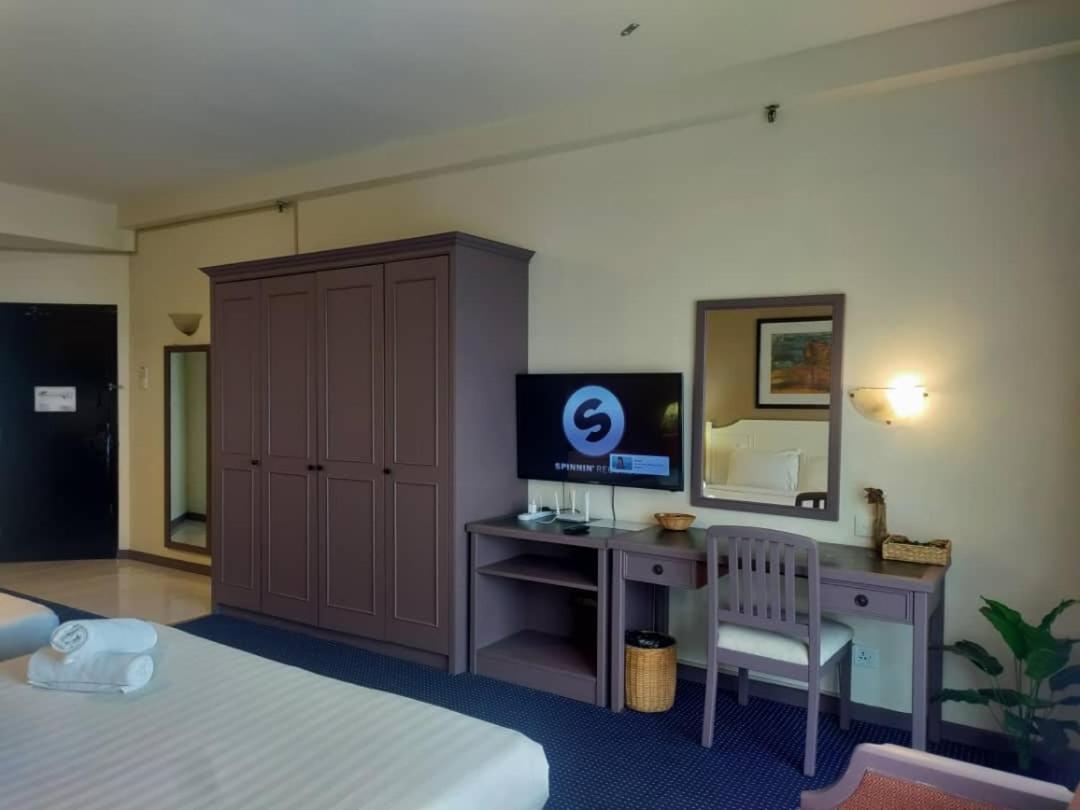 17 Jazz Sweet Beachfront Resort Tanjung Bungah  Exterior photo